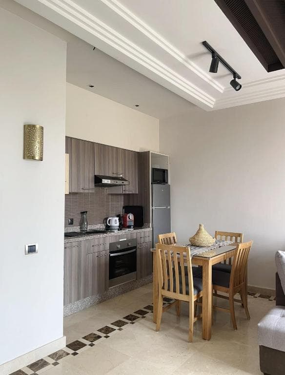 Cuisine moderne entièrement équipée